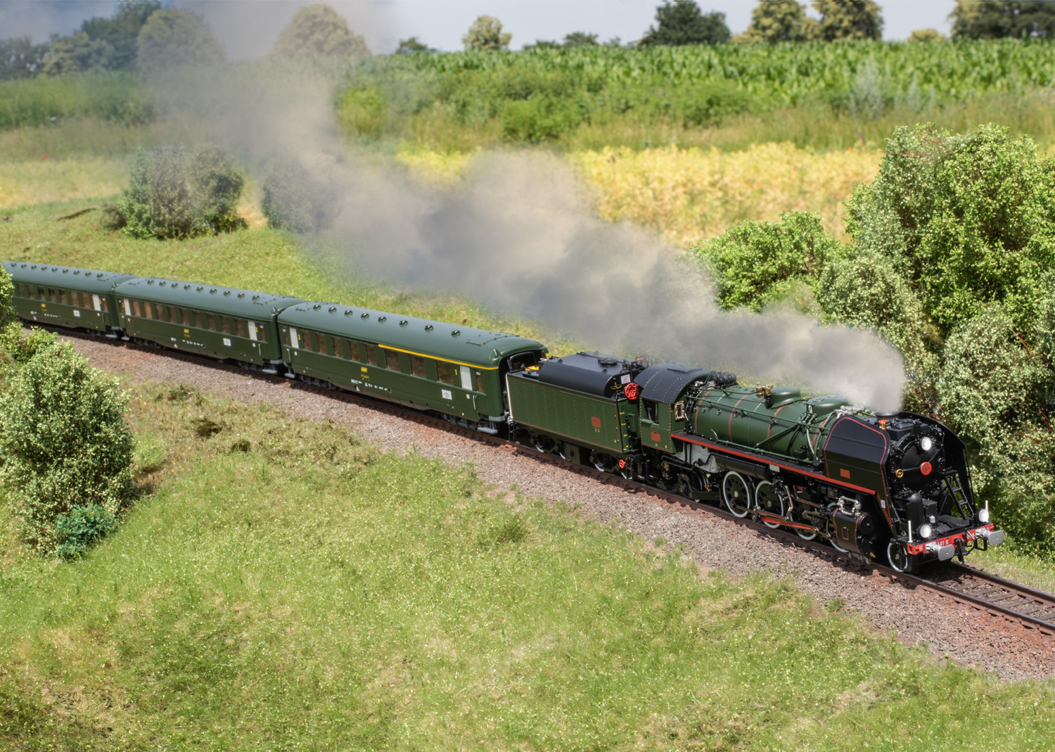 Class 141.R Steam Locomotive. Road Number 1244 | Trix Websites