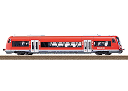 Regio Shuttle RS1 Class 840 Diesel Powered Rail Car | Trix Websites