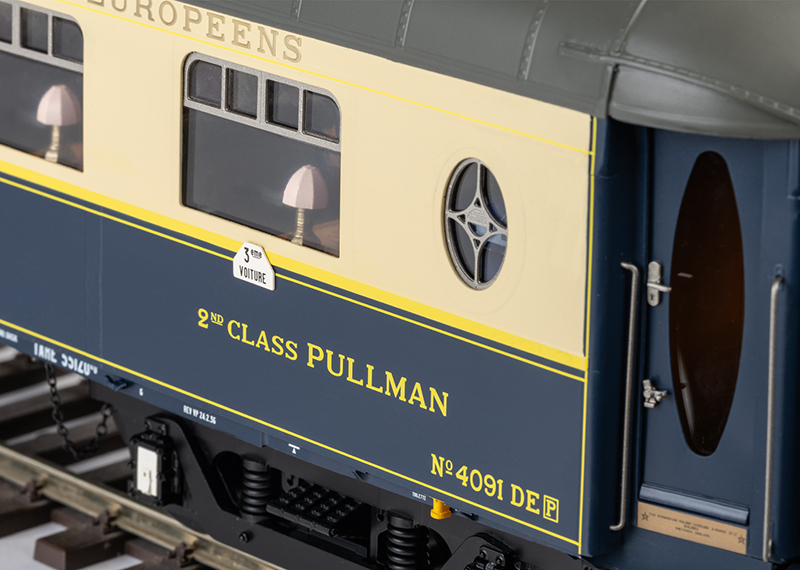Lot 3 Voitures Edelweiss Pullman Express + Fourgon DD3 + Voiture VPC/VP - Rivarossi