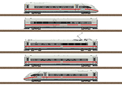 Class 412/812 ICE 4 Powered Railcar Train with a Green Stripe