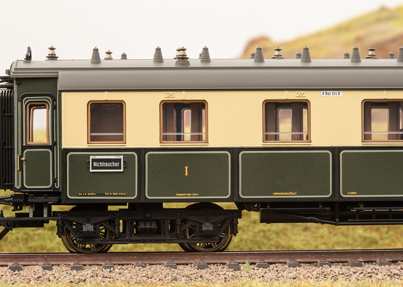 Bavarian Express Train Set | Maerklin US