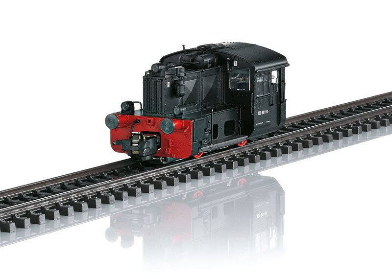 Köf II Small Diesel Locomotive as the Class 100 | Märklin