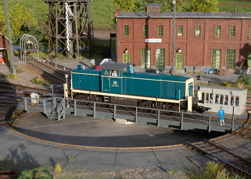 Class 290 Diesel Locomotive | Maerklin US