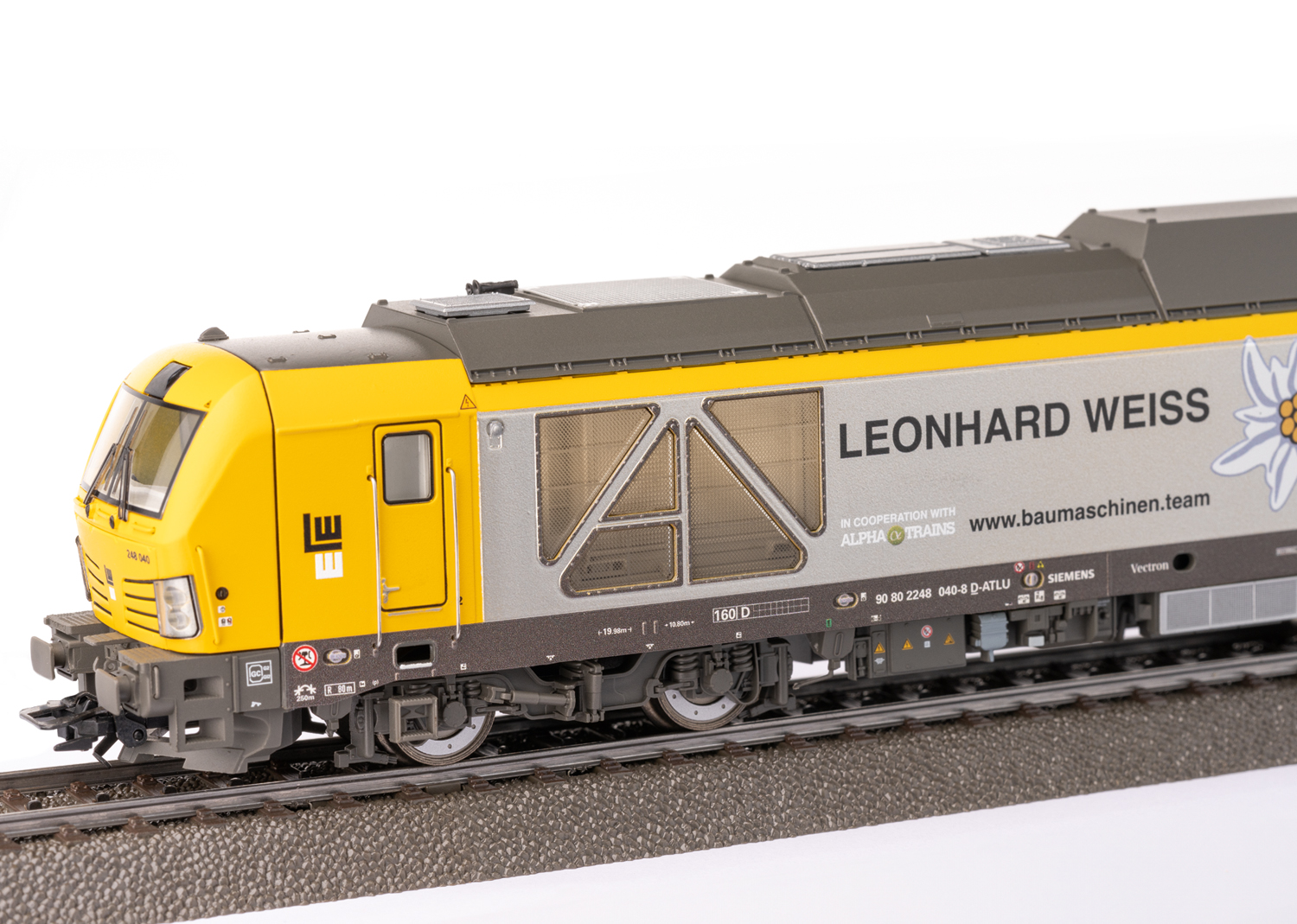 Class 248 Dual Power Locomotive | Trix Websites