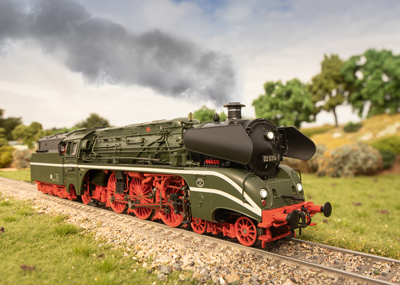 Class 02 Steam Locomotive | Maerklin US