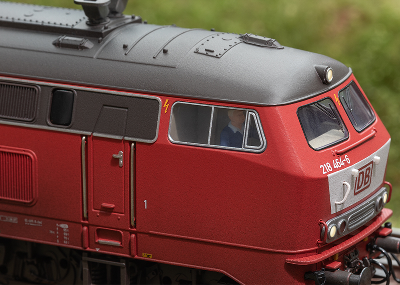 Class 218 Diesel Locomotive | Maerklin US