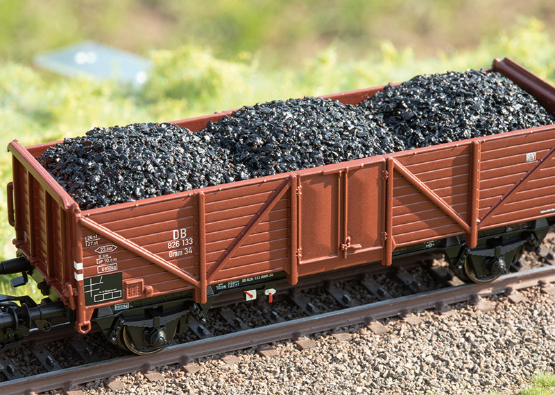 Freight Car Set for the Class E 71.1 | Märklin Website DE