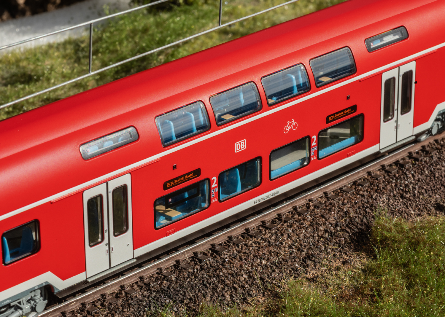 Siemens Desiro HC Electric Powered Train | Trix Websites