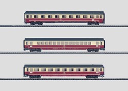Express Train Passenger Car. | Märklin Website DE