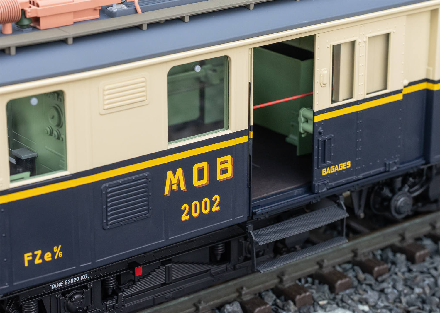 Class FZe 6/6 Powered Rail Car Era II | LGB Websites