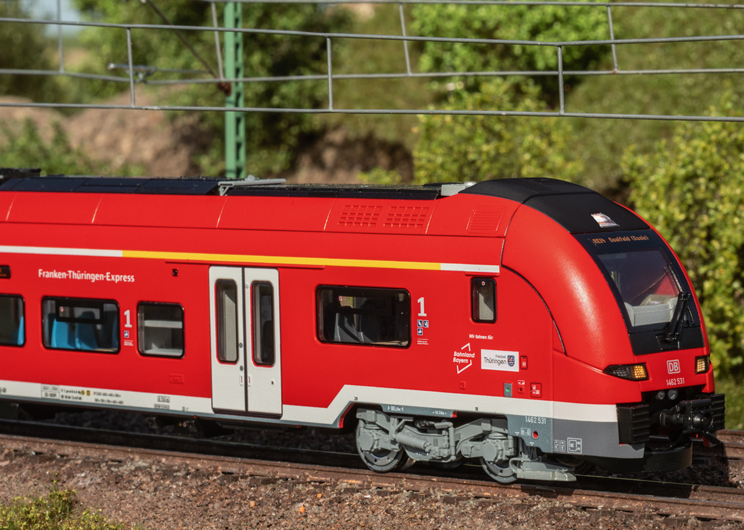 Siemens Desiro HC Electric Powered Train | Trix Websites