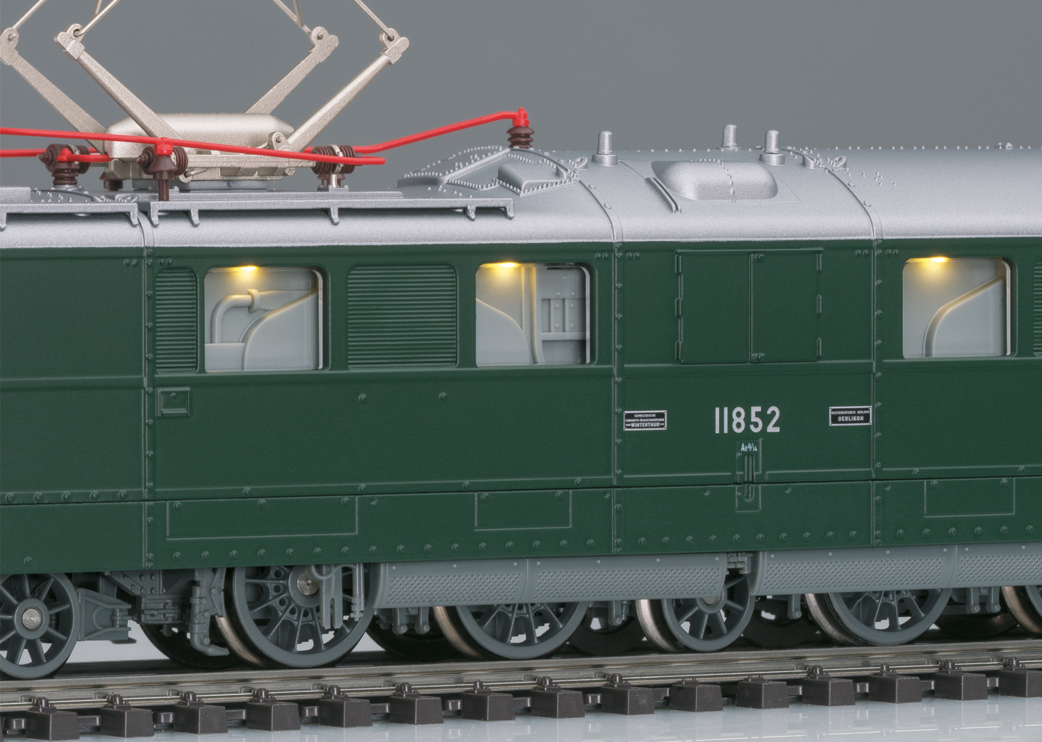 Class Ae 8/14 Electric Locomotive, Road Number 11852 | Trix